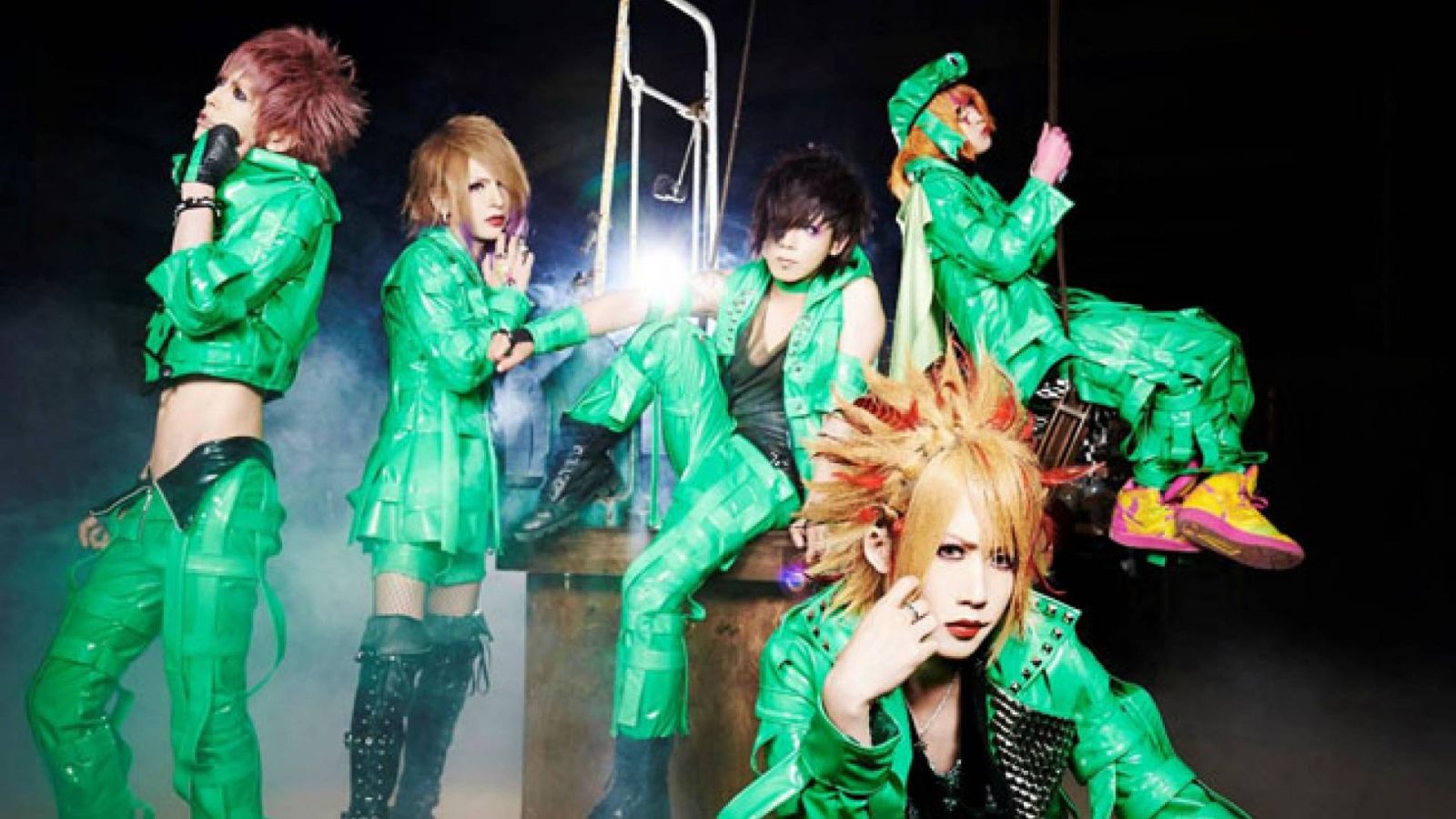 Primeiro álbum do METEOROID © METEOROID