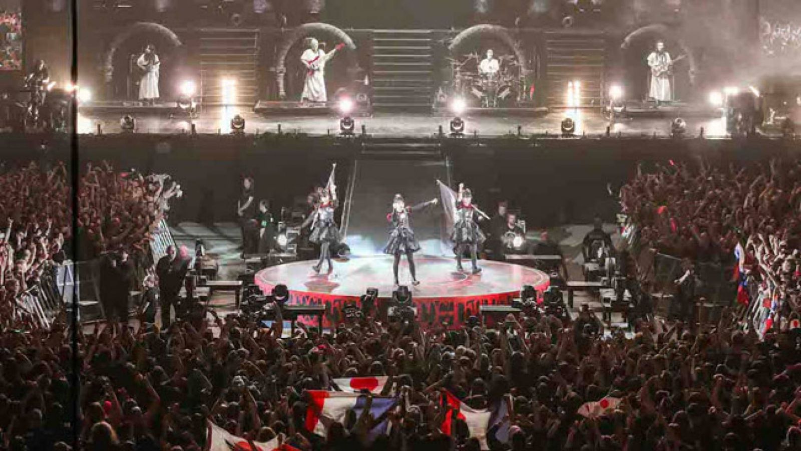 BABYMETAL - LIVE AT WEMBLEY © Taku Fujii