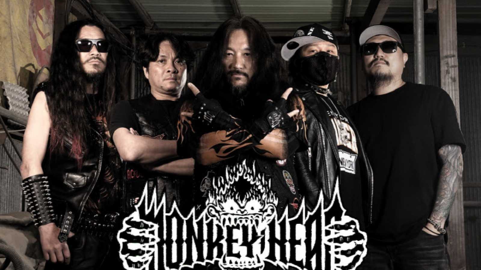 Thrash metal -yhtye Monkey Head vierailee Dust funkin kappaleella